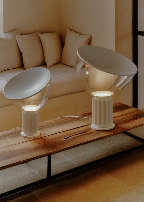Taccia Bordlampe fra Flos - Black - Jacobsen Plus