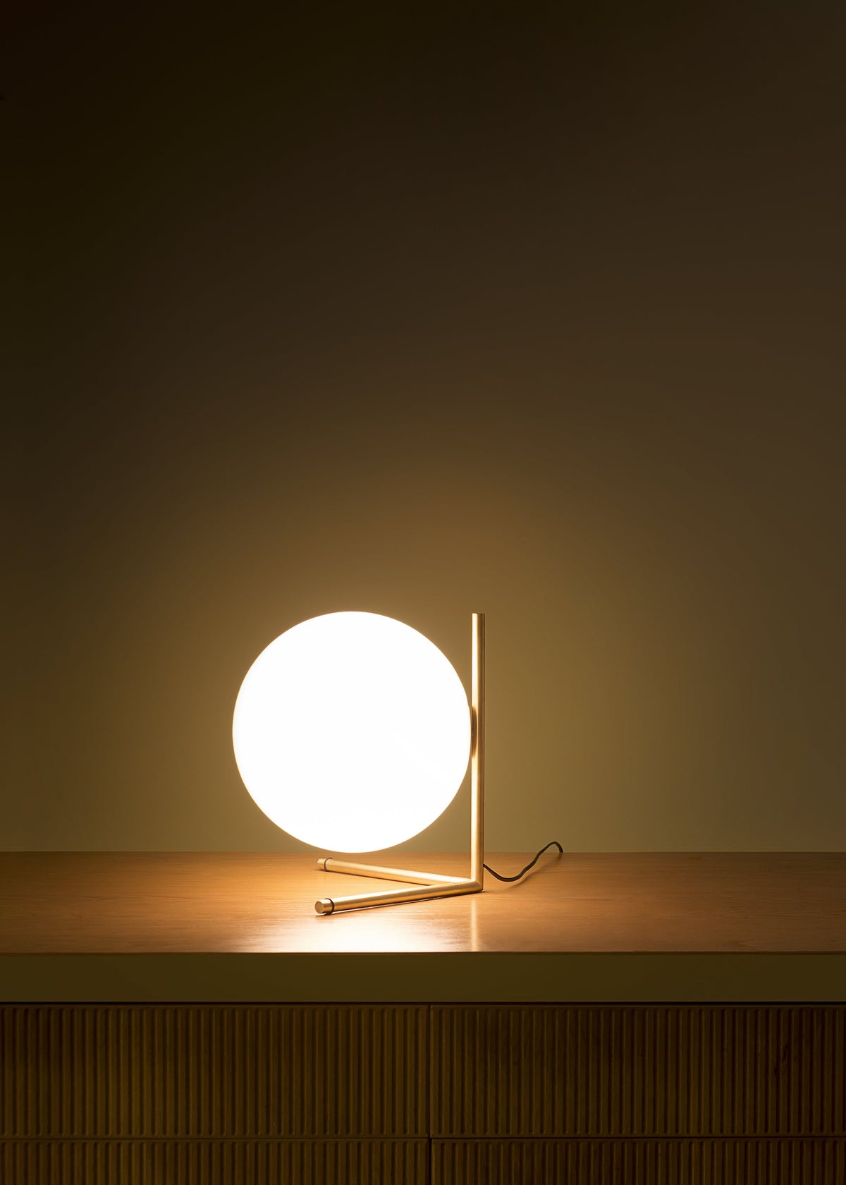 IC T2 bordlampe fra Flos - 1 - Jacobsen Plus