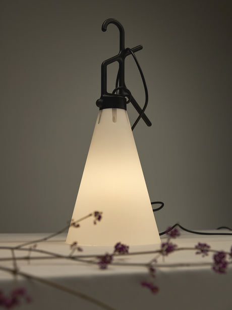 Mayday Indoor lampe fra Flos - Orange - Jacobsen Plus
