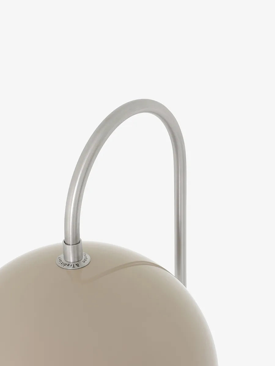 Flowerpot VP12 Gulvlampe fra &Tradition