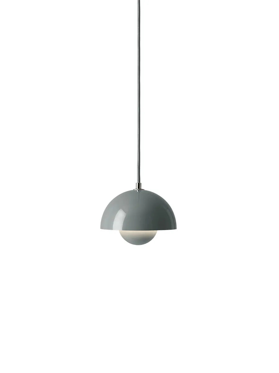 Flowerpot VP10 Pendel af Verner Panton - Stone blue - Jacobsen Plus