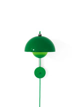 Flowerpot VP8 Væglampe af Verner Panton - Signal green / Med ledning - Jacobsen Plus