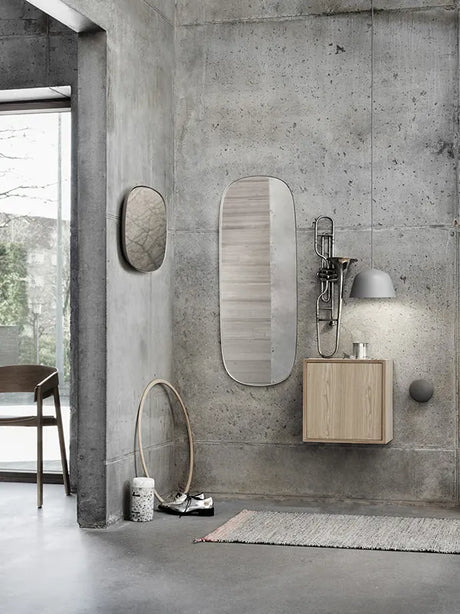 Stacked Reol m. Låge fra Muuto - Lysegrå - Jacobsen Plus