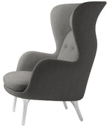 Ro Lænestol m. stel i aluminium fra Fritz Hansen - Christianshavn - 1121 Beige - Jacobsen Plus