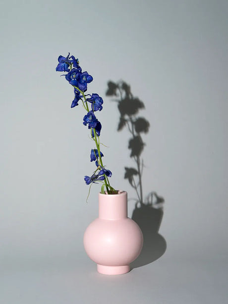 Strøm Vase, coral blush fra raawii - Small - Jacobsen Plus
