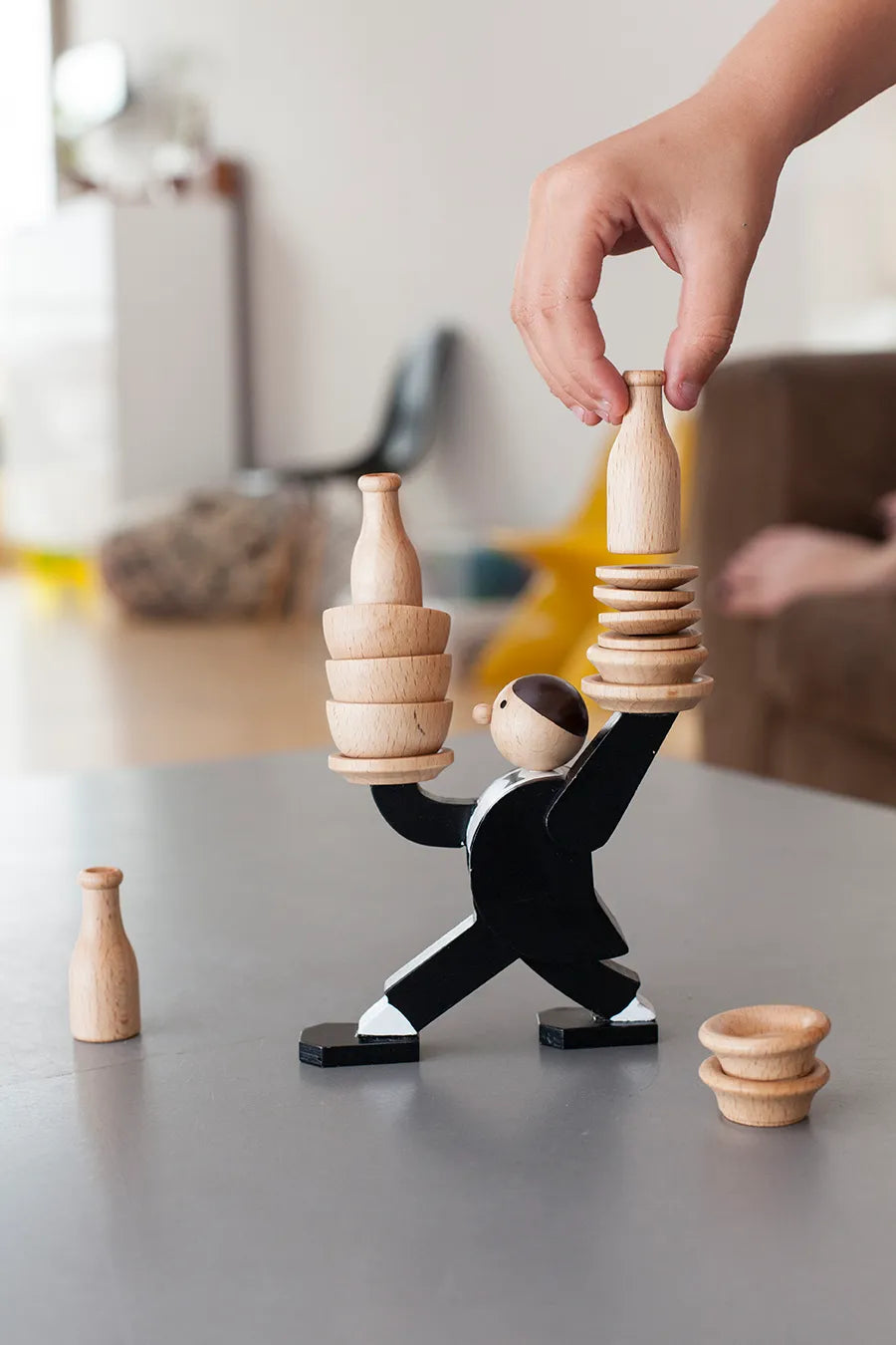 Kikkerland Don't Tip The Waiter, stacking game - 2 - Jacobsen Plus