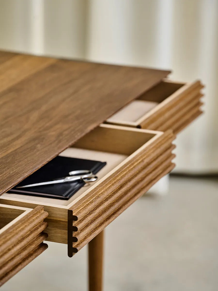Groove Desk fra DK3 - 5 - Jacobsen Plus