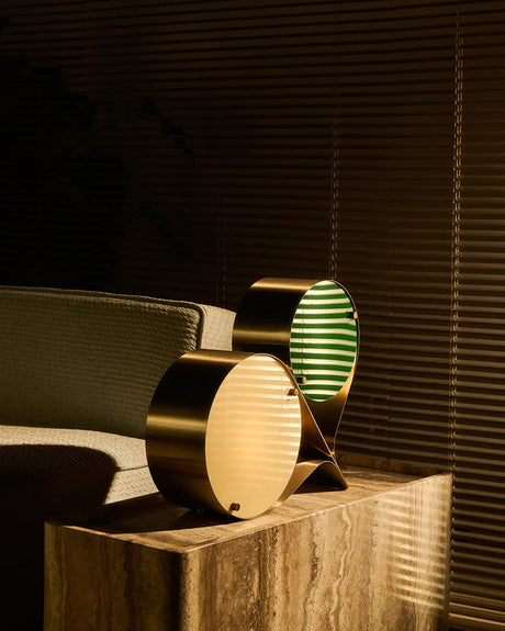 Coppia Table Lamp fra GUBI - Ivory & Blush - Jacobsen Plus