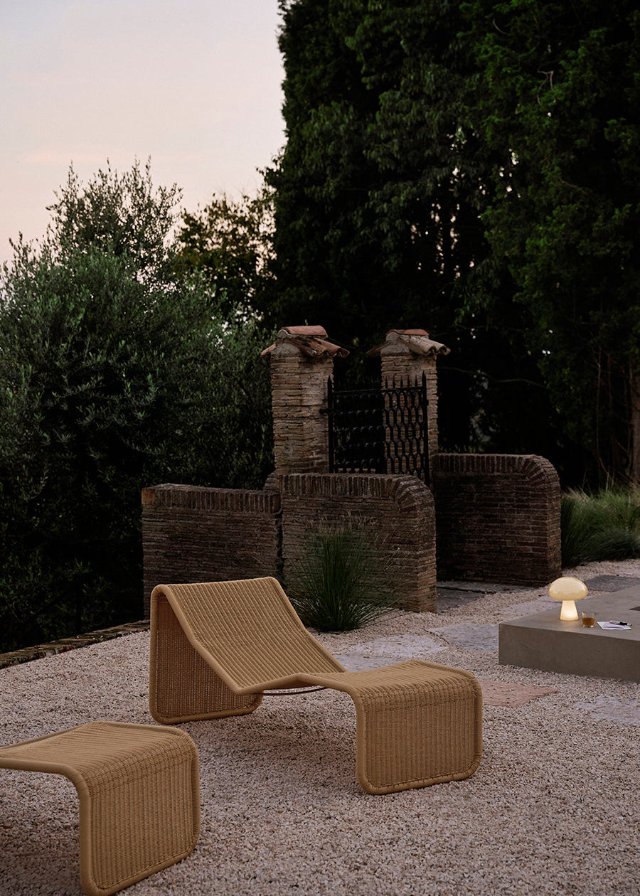 P3S Outdoor Chaise Lounge fra GUBI - 2 - Jacobsen Plus