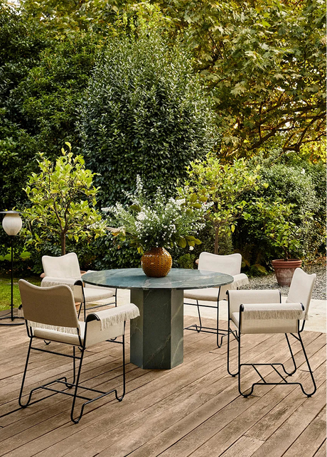 Epic Outdoor Dining Table, round fra GUBI - 2 - Jacobsen Plus