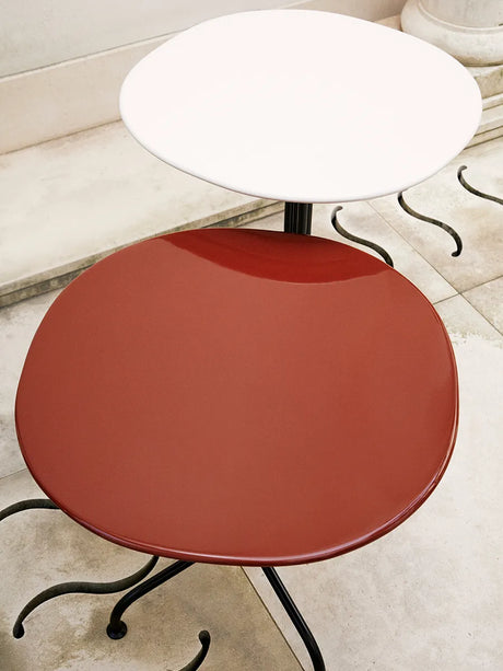 Carmel Bistro Lounge Table fra GUBI - Clam White - Jacobsen Plus