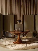 Tavolo a Dischi Dining Table, Ø 150 cm fra GUBI - 3 - Jacobsen Plus