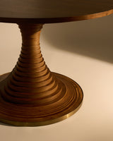 Tavolo a Dischi Dining Table, Ø 150 cm fra GUBI - 9 - Jacobsen Plus