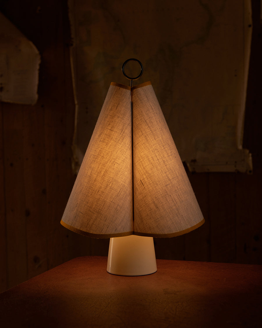 Hornbæk Portable Lampe fra GUBI - 9 - Jacobsen Plus