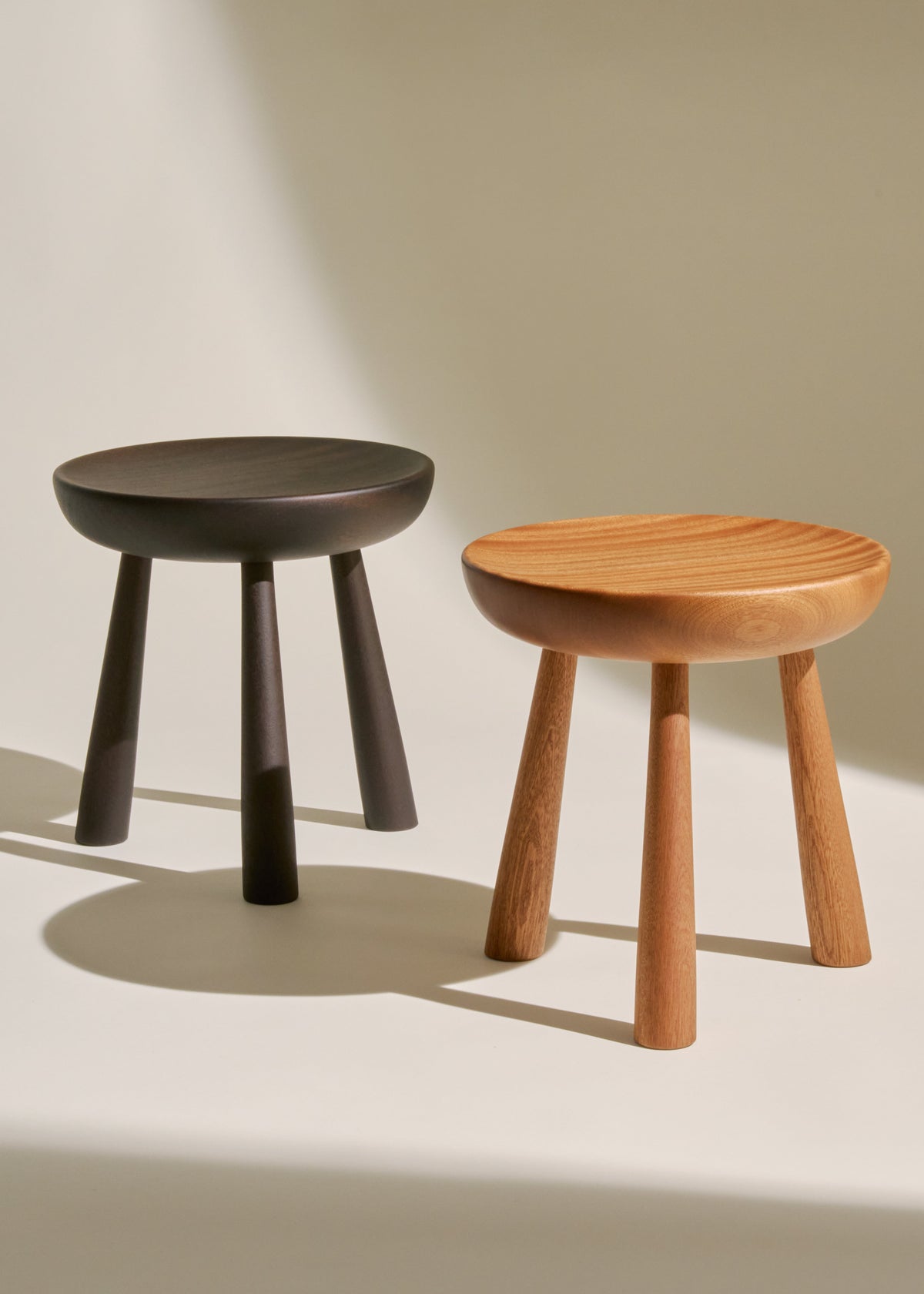 Gubi Totto Skammel - 1 - Jacobsen Plus
