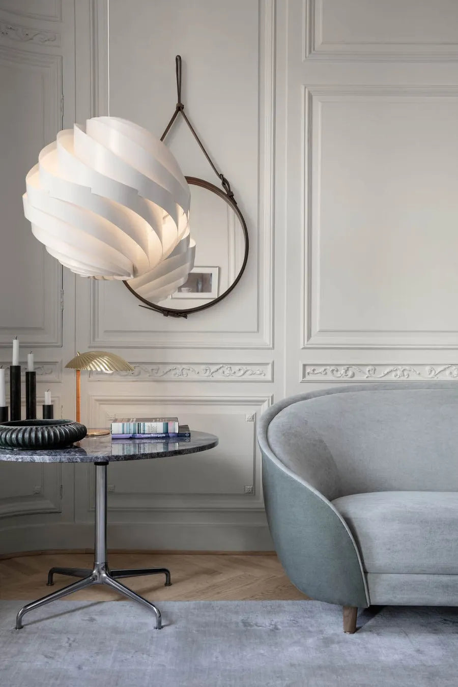 5321 bordlampe fra GUBI - 2 - Jacobsen Plus