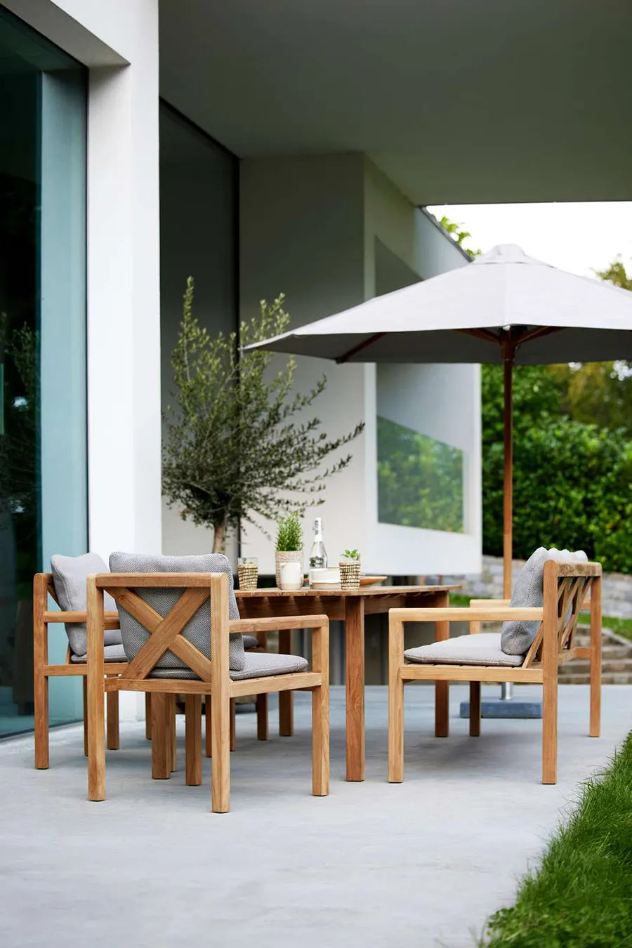 Grace 3 pers. Bænk fra Cane-line