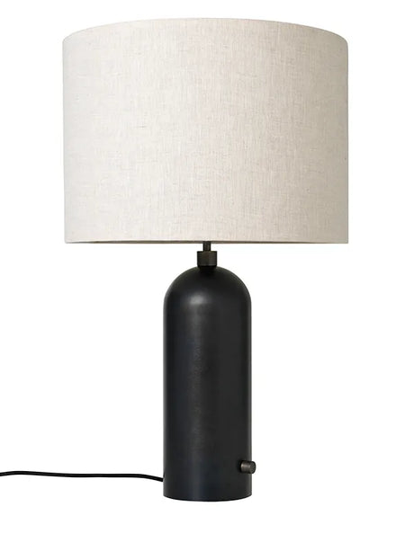 Gravity Bordlampe, large fra GUBI - Canvas skærm / Sort stål - Jacobsen Plus