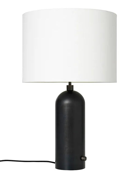 Gravity Bordlampe, large fra GUBI - Hvid skærm / Sort stål - Jacobsen Plus