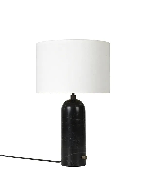 Gravity Bordlampe, small fra GUBI - Hvid skærm / Sort marmor - Jacobsen Plus
