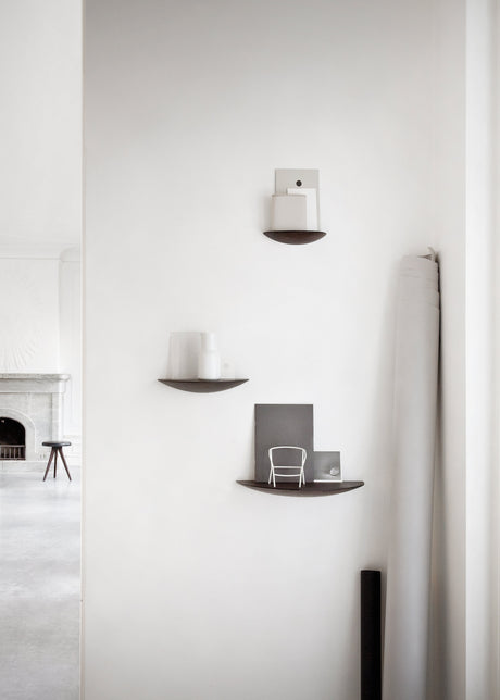 Audo Copenhagen - Gridy Fungi Hylder, medium - Black Oak - Jacobsen Plus
