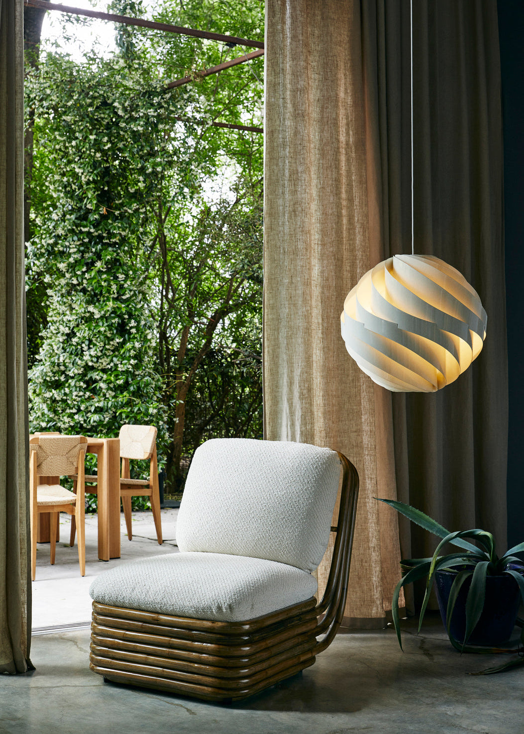 Turbo Pendel fra GUBI - 2 - Jacobsen Plus