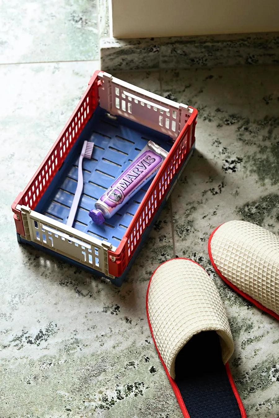 Colour crate S, mix red fra Hay