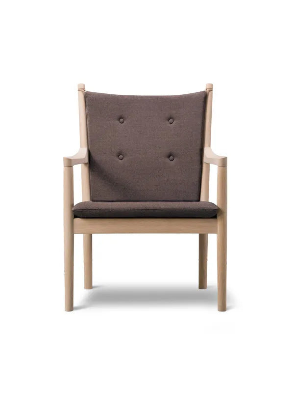 1788 Lænestol af Hans J. Wegner