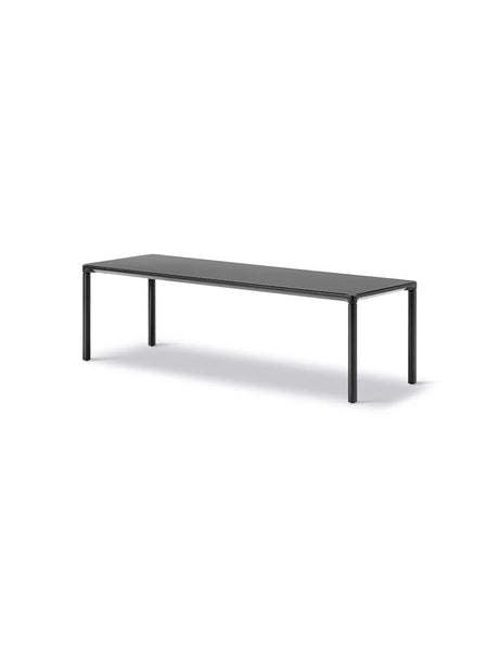 Piloti Bord, sort laminat fra Fredericia Furniture - 6615: 120 x 39 x H35 cm / Sort pulverlakeret aluminium - Jacobsen Plus