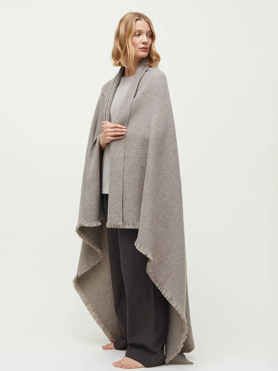 Haya Wool Throw, pure soil fra Aiayu - 2 - Jacobsen Plus