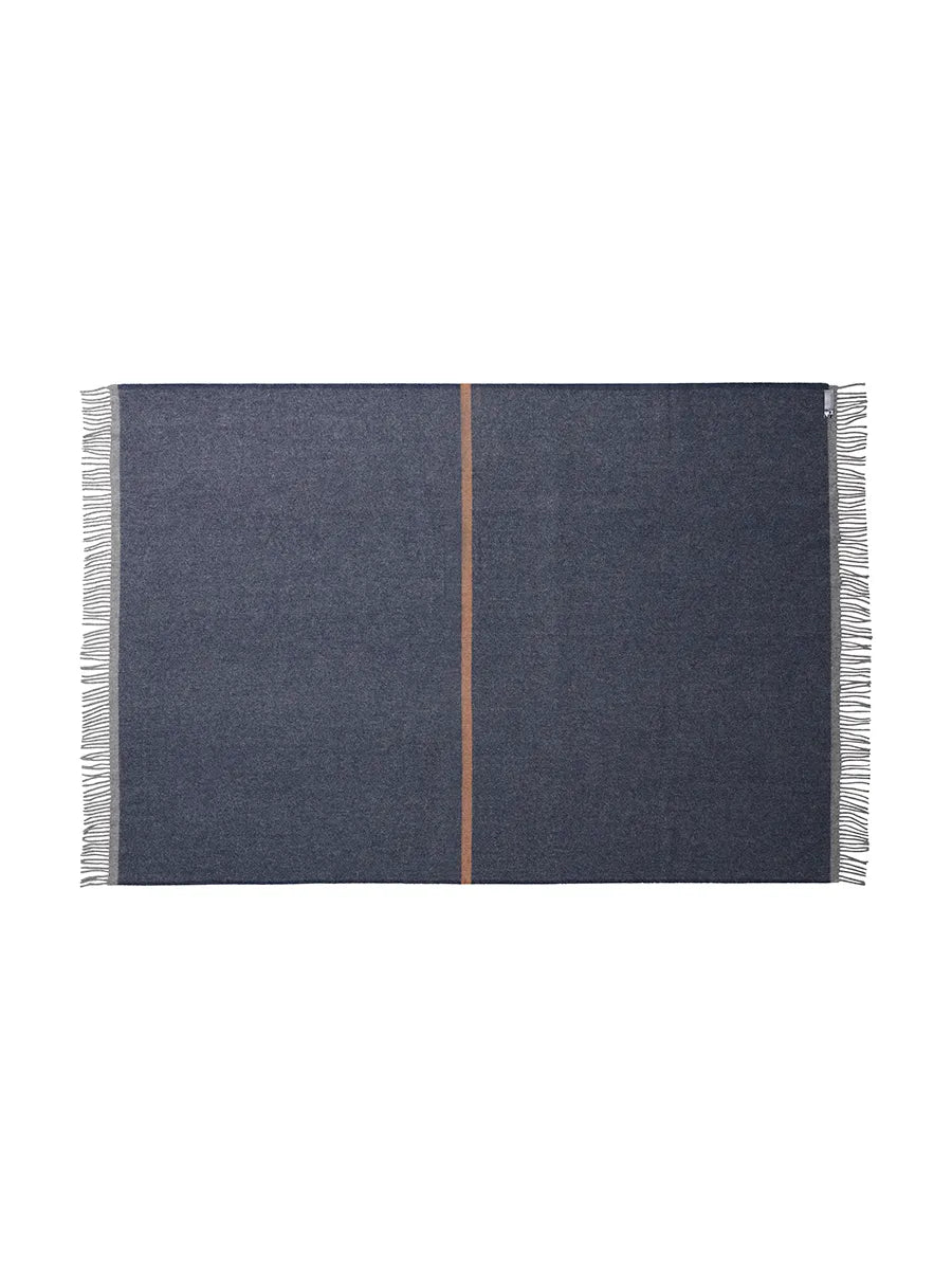 Alrø Plaid, grey navy fra Silkeborg Uldspinderi - 3 - Jacobsen Plus