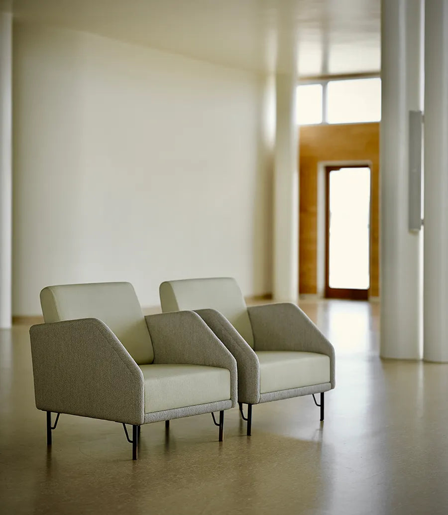 77 Stol, eg olie af Finn Juhl