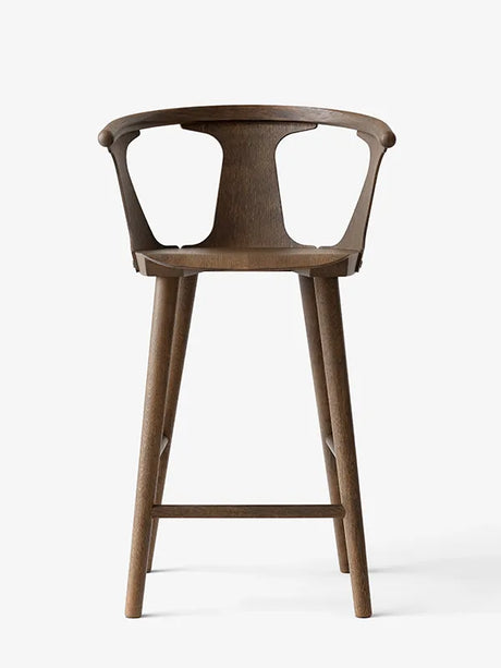 In Between Barstol fra &Tradition - SK7: 65 cm / Røget egetræ - Jacobsen Plus