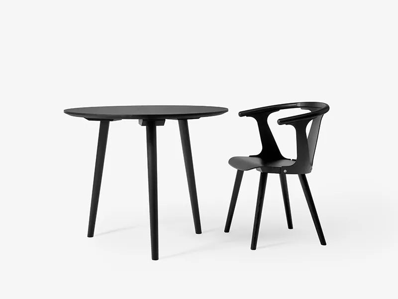 In Between Bord SK3 fra &Tradition