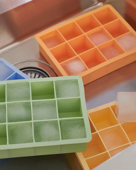 Ice Cube Tray Square XL fra Hay - Light blue - Jacobsen Plus