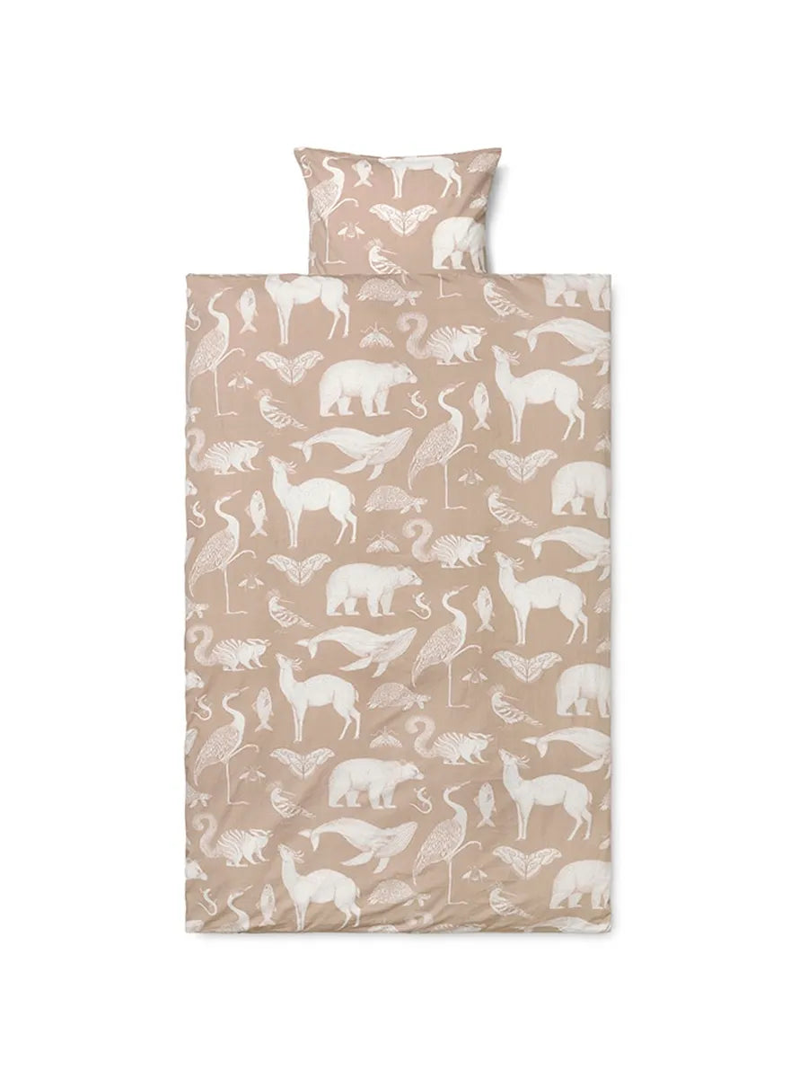 Katie Scott Bedding 140x200cm, Sand fra Ferm Living - 1 - Jacobsen Plus
