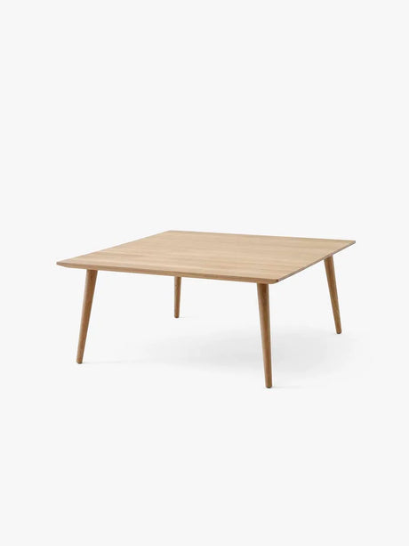 In Between Bord SK24 fra &Tradition - Olieret eg - Jacobsen Plus