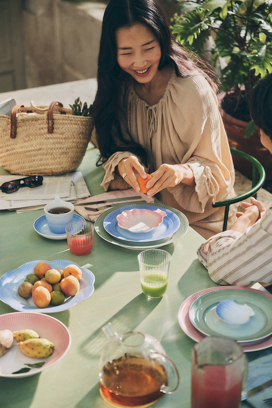 Royal Copenhagen Iris, Tallerken 22 cm, Blå