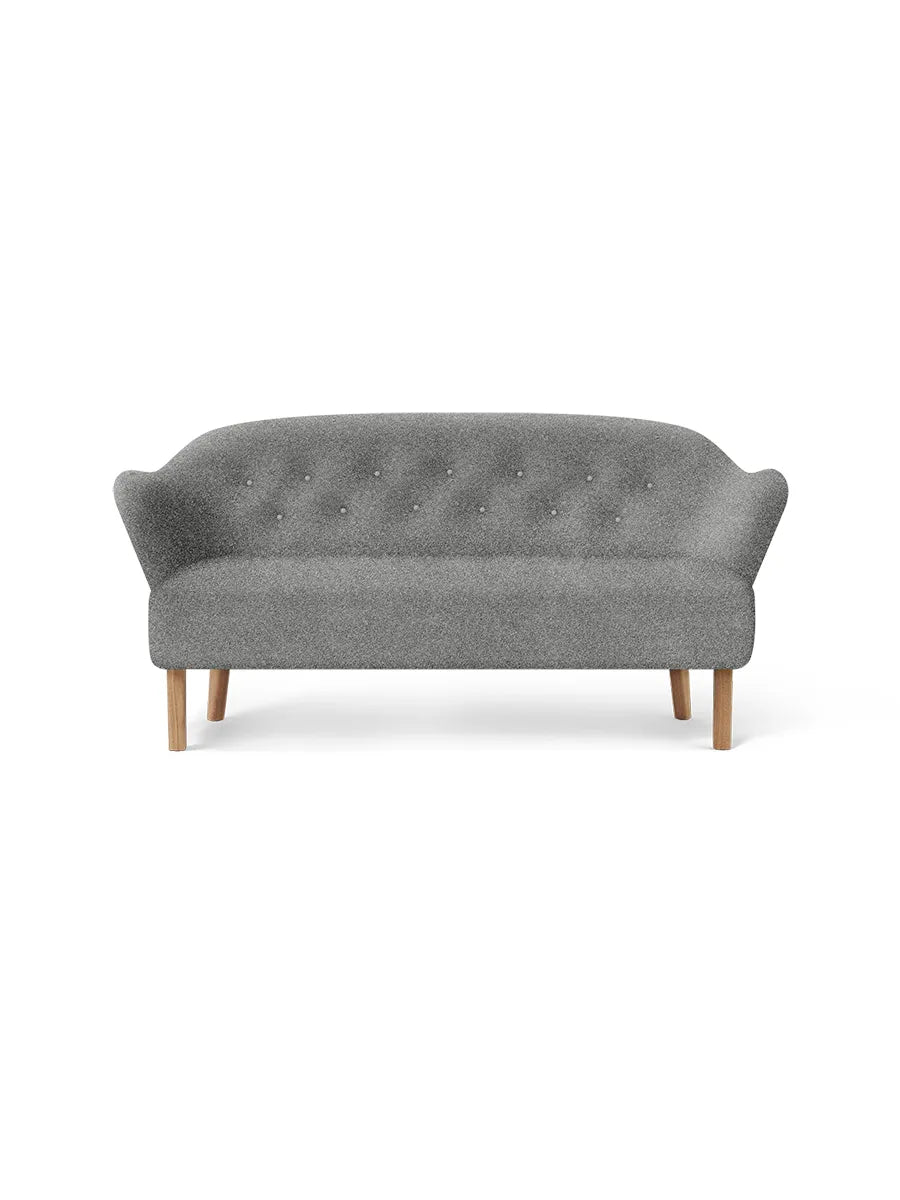 Ingeborg Sofa fra Audo Copenhagen - Stof / Sacho Nara, 001 / Eg - Jacobsen Plus