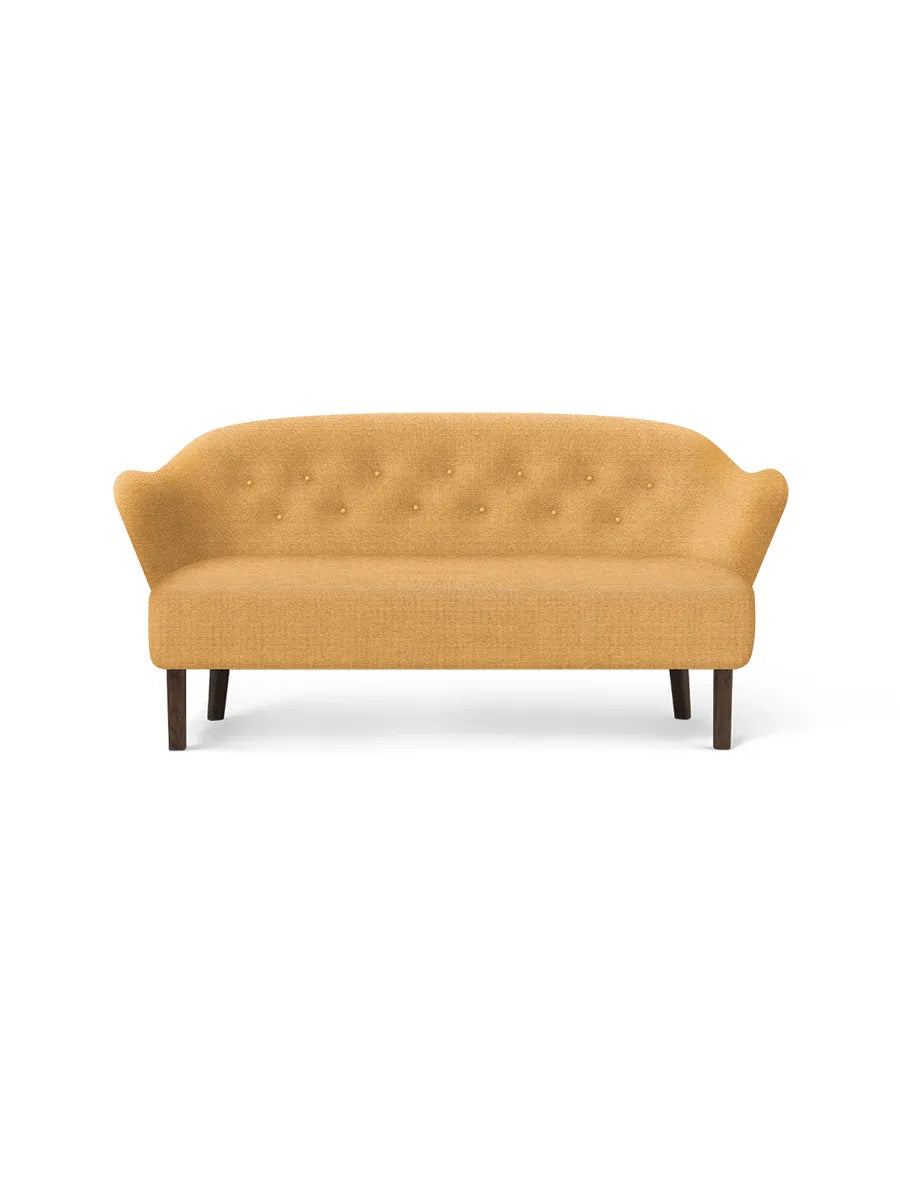 Ingeborg Sofa fra Audo Copenhagen - Stof / Vidar 3, 472 / Røget eg - Jacobsen Plus