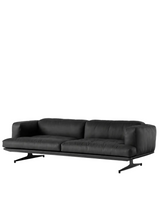 Inland AV23 Sofa fra &Tradition - Noble Black læder - sort stel - Jacobsen Plus