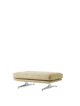 Inland AV32 Pouf fra &Tradition - Acca 0231 - poleret stel - Jacobsen Plus