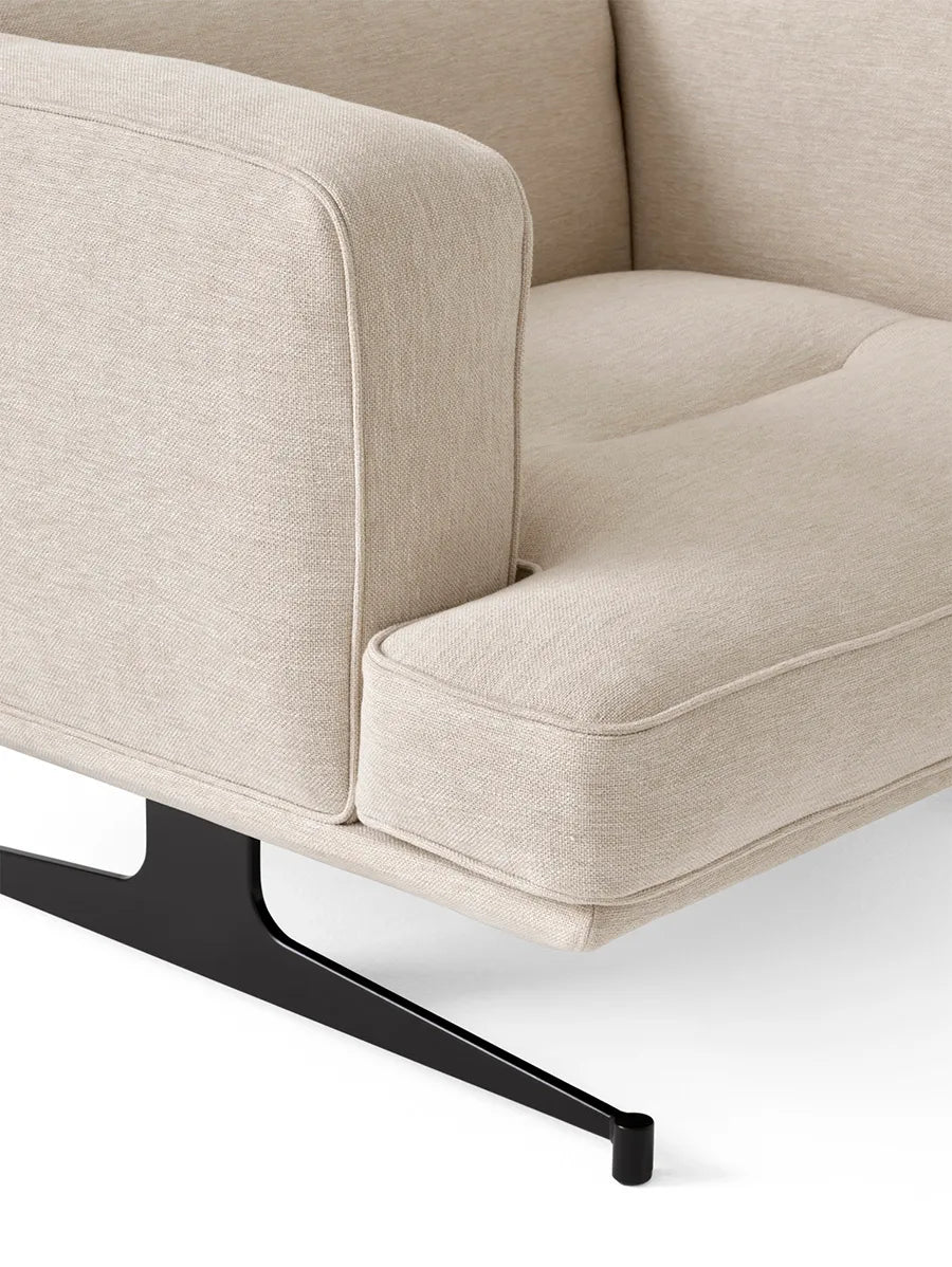 Inland AV21 Lounge Chair fra &Tradition