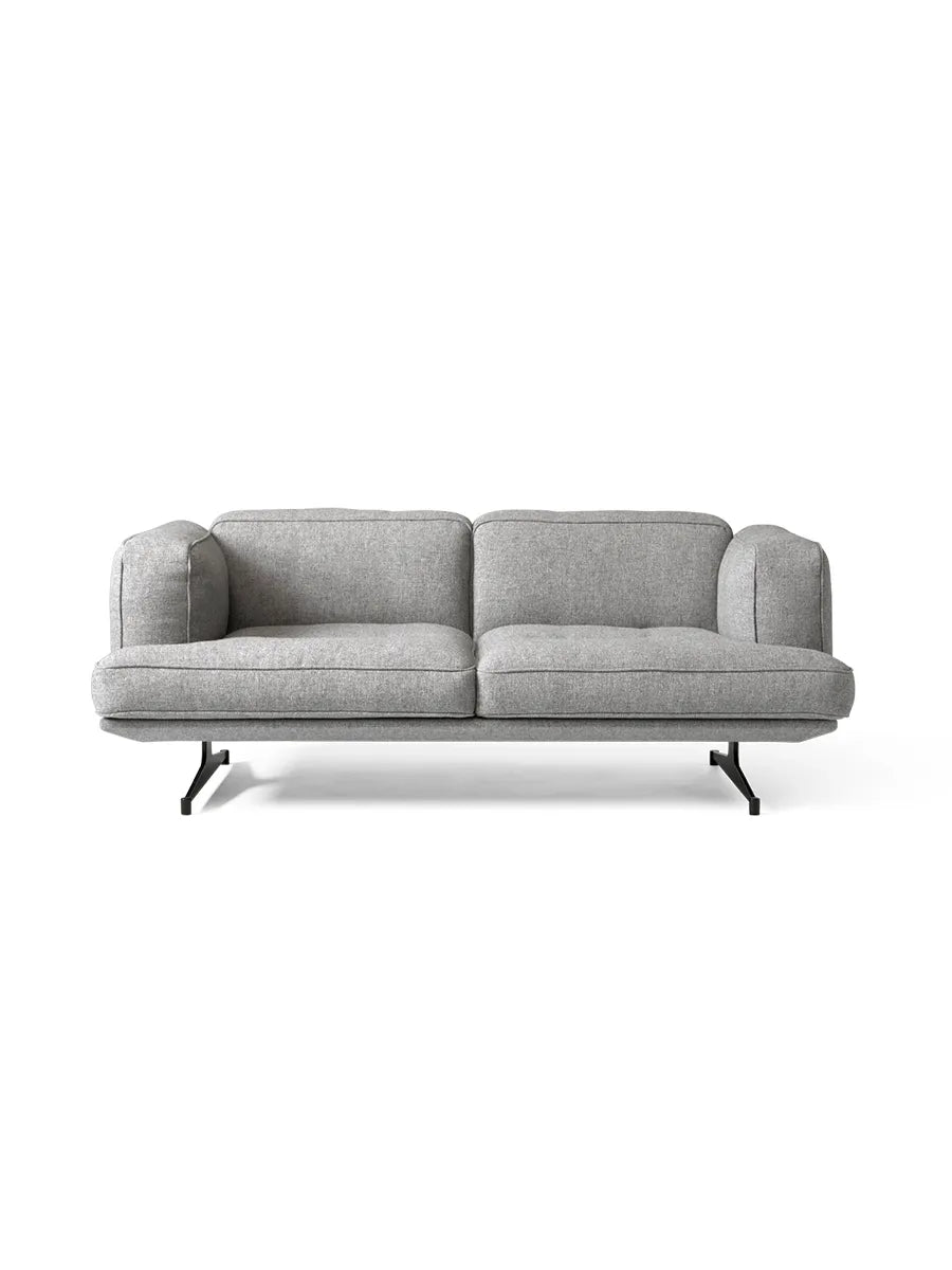 Inland AV22 sofa fra &Tradition