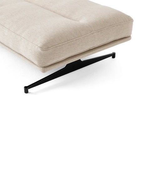 Inland AV32 Pouf fra &Tradition - Noble Cognac Læder - Jacobsen Plus