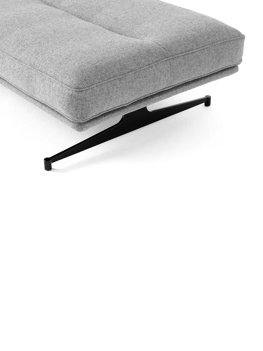 Inland AV32 Pouf fra &Tradition