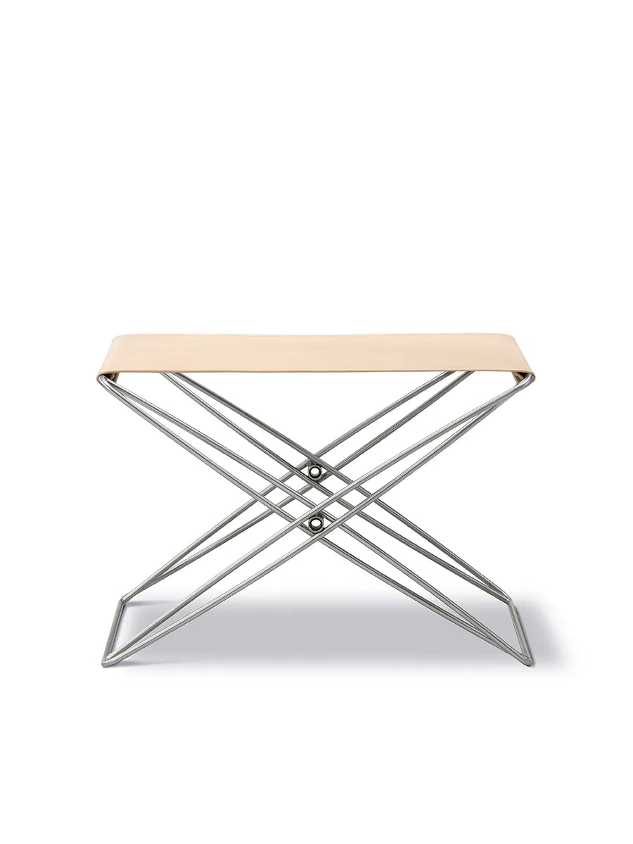 JG Folding Stool fra Fredericia Furniture - Læder Vegeta, Natural - Jacobsen Plus