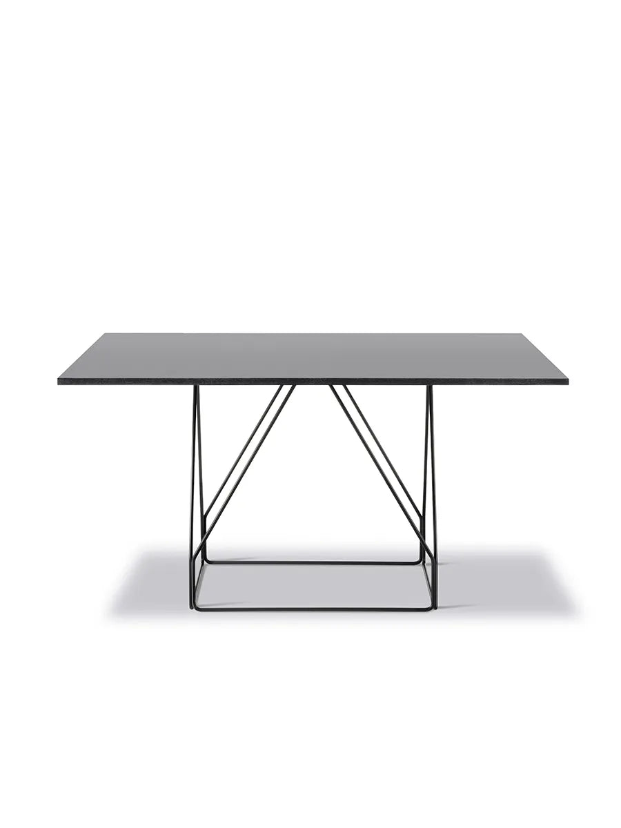 JG Table 140x140 cm fra Fredericia Furniture - 12 - Jacobsen Plus