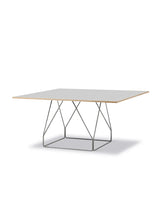 JG Table 140x140 cm fra Fredericia Furniture - Grå linoleum med natur ask kant / Sort stål - Jacobsen Plus