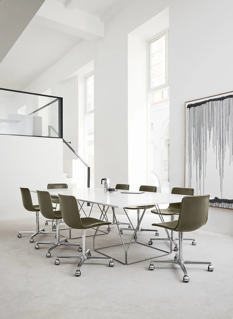 JG Table 140x140 cm fra Fredericia Furniture - 14 - Jacobsen Plus